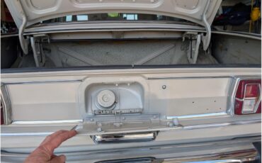 Toyota-Corona-1968-Pluto-Beige-Gold-65