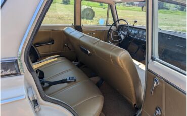 Toyota-Corona-1968-Pluto-Beige-Gold-7