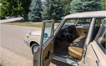 Toyota-Corona-1968-Pluto-Beige-Gold-8