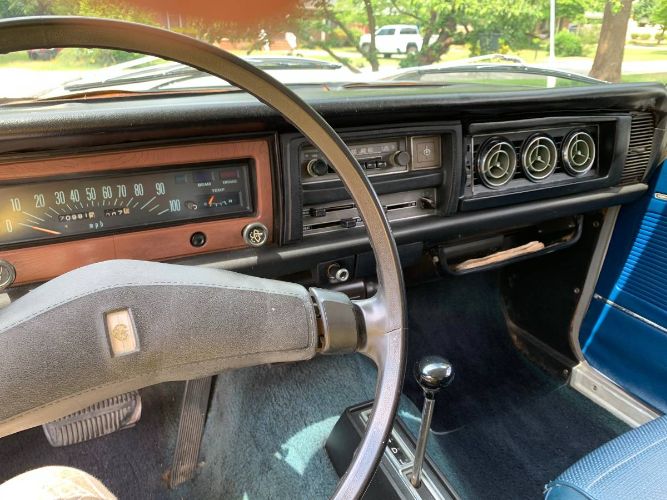 Toyota-Corona-1969-White-1