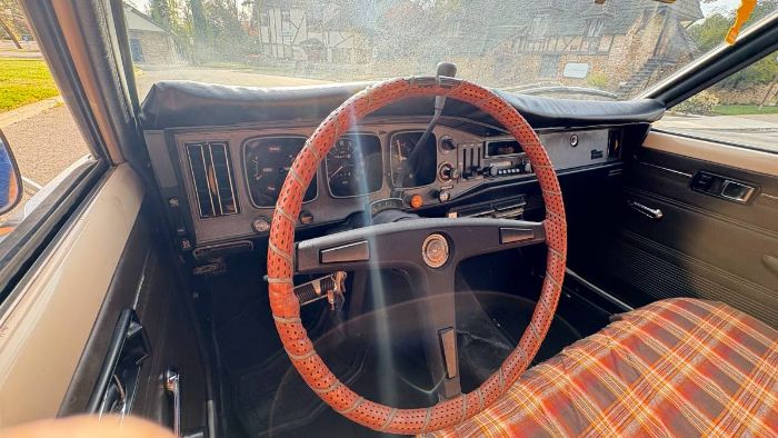Toyota-Corona-1973-White-1
