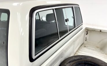 Toyota-Extended-Cab-1993-Pickup-Truck-14