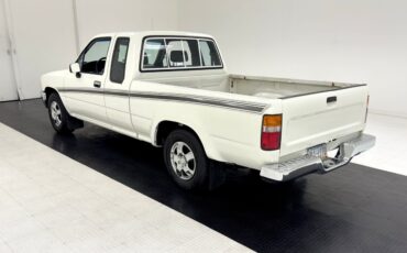 Toyota-Extended-Cab-1993-Pickup-Truck-2