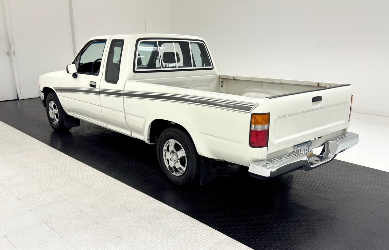 Toyota-Extended-Cab-1993-Pickup-Truck-2