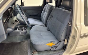 Toyota-Extended-Cab-1993-Pickup-Truck-33