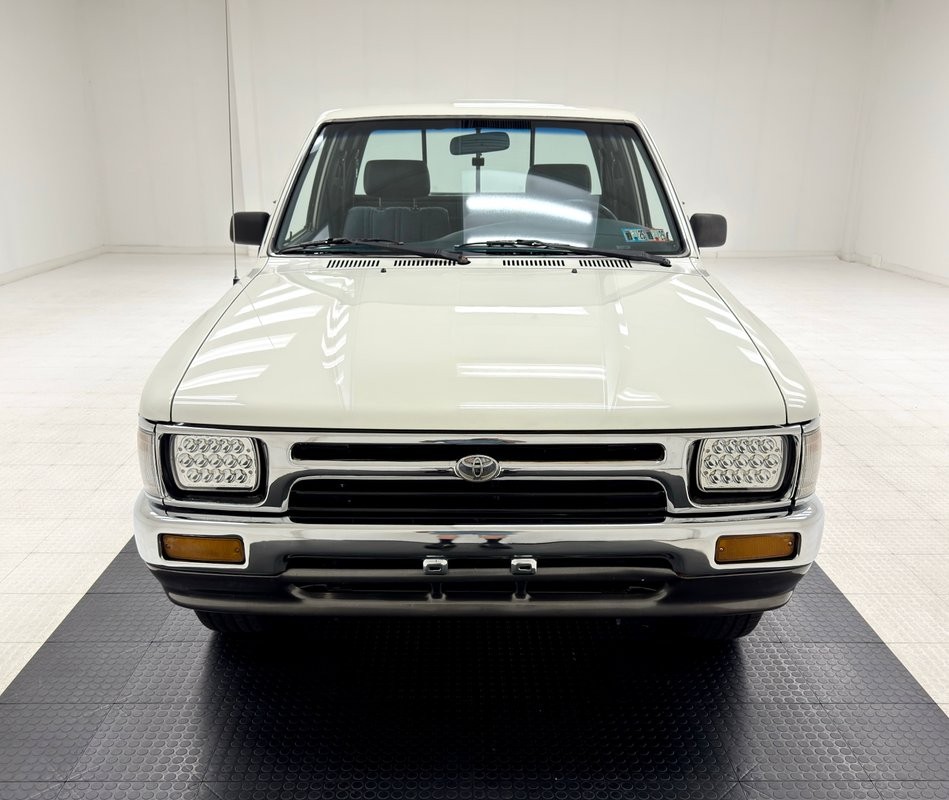 Toyota-Extended-Cab-1993-Pickup-Truck-7