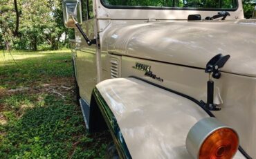 Toyota-FJ-Cruiser-1967-5