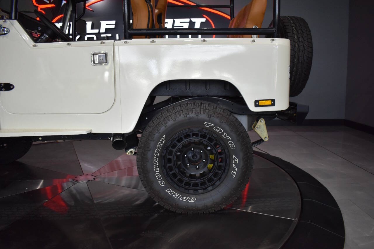 Toyota-FJ-Cruiser-1979-SUV-13