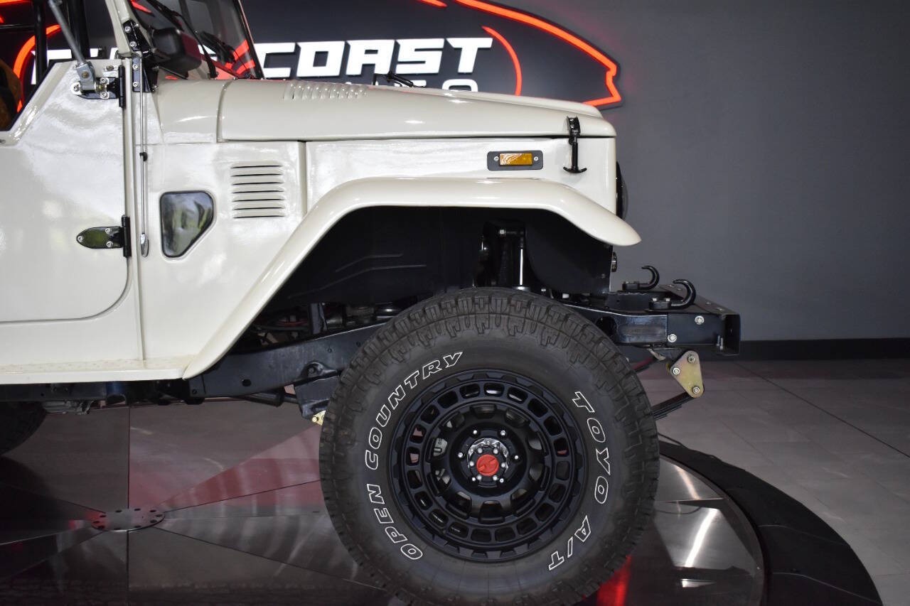 Toyota-FJ-Cruiser-1979-SUV-18