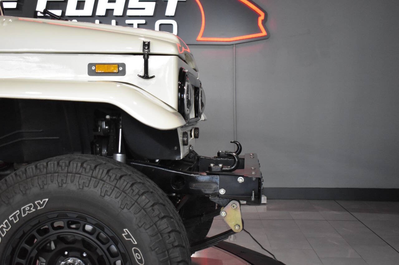 Toyota-FJ-Cruiser-1979-SUV-21