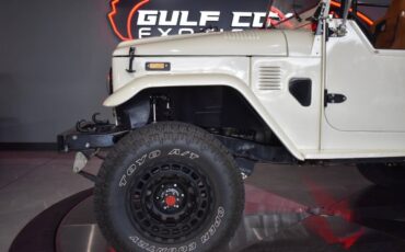 Toyota-FJ-Cruiser-1979-SUV-9