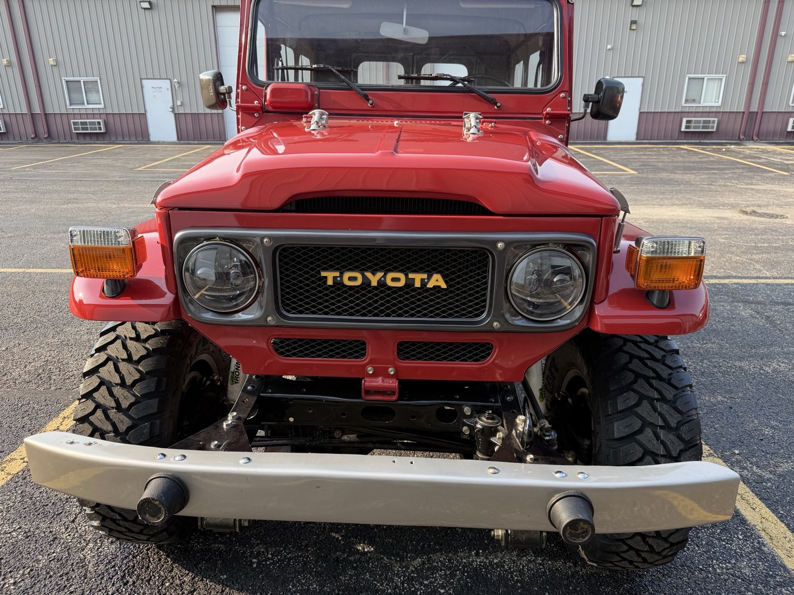 Toyota-FJ-Cruiser-1981-11