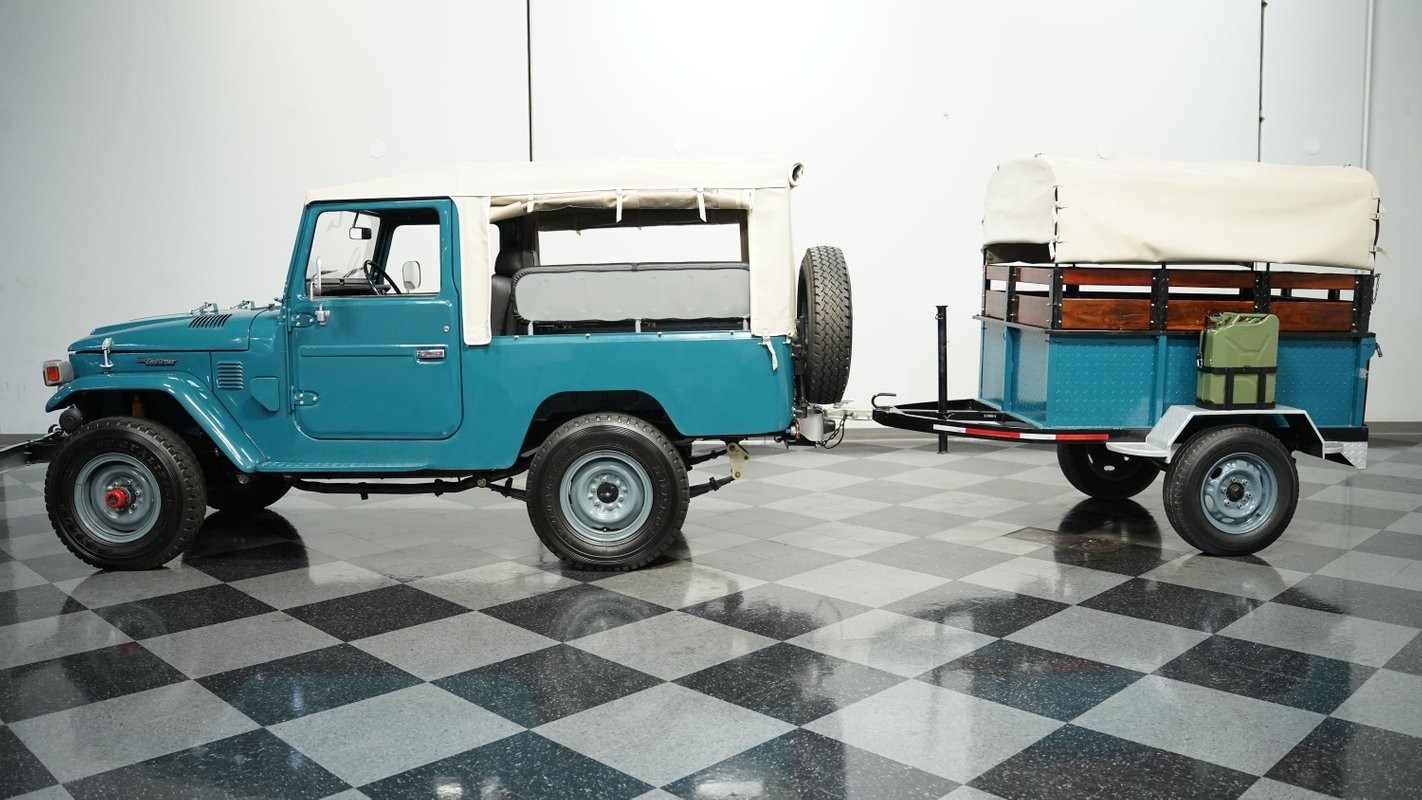 Toyota-FJ43-1979-SUV-2