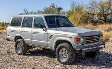 Toyota-FJ60-Land-Cruiser-1985-10