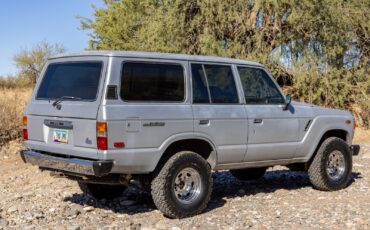 Toyota-FJ60-Land-Cruiser-1985-8