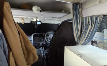 Toyota-Hiace-1993-26