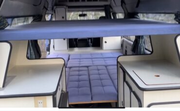 Toyota-Hiace-1993-33