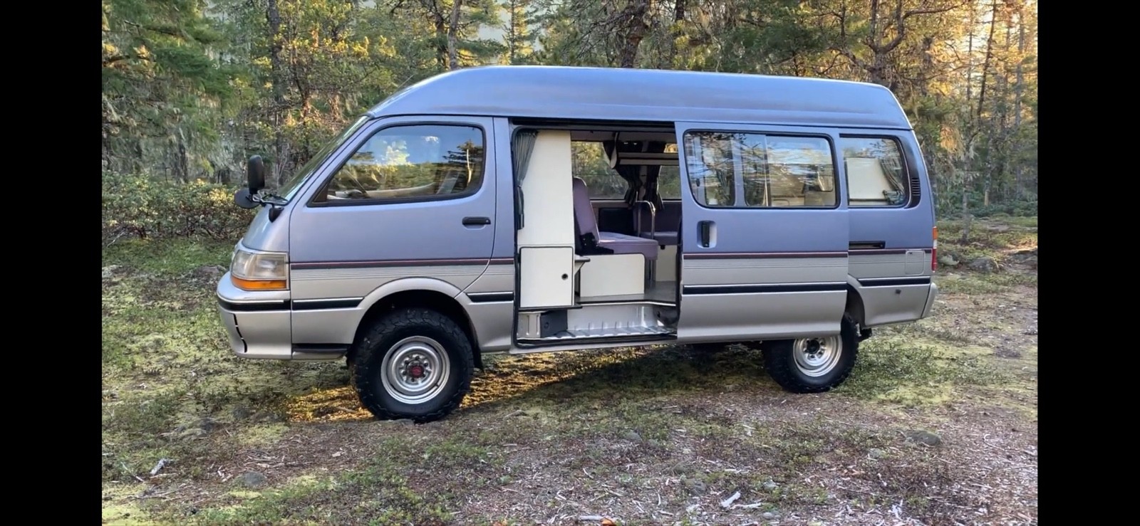 Toyota-Hiace-1993-4