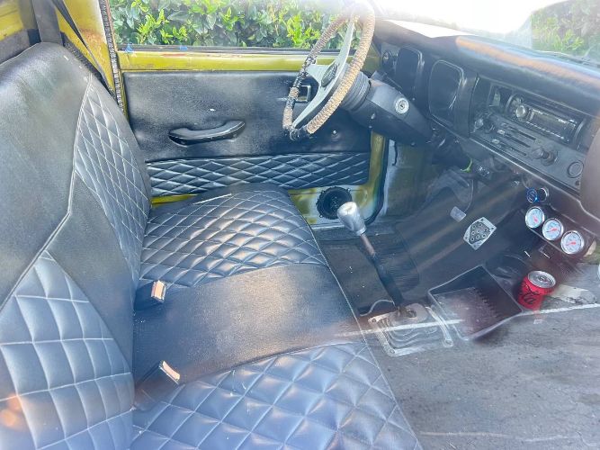 Toyota-Hilux-1975-Patina-4