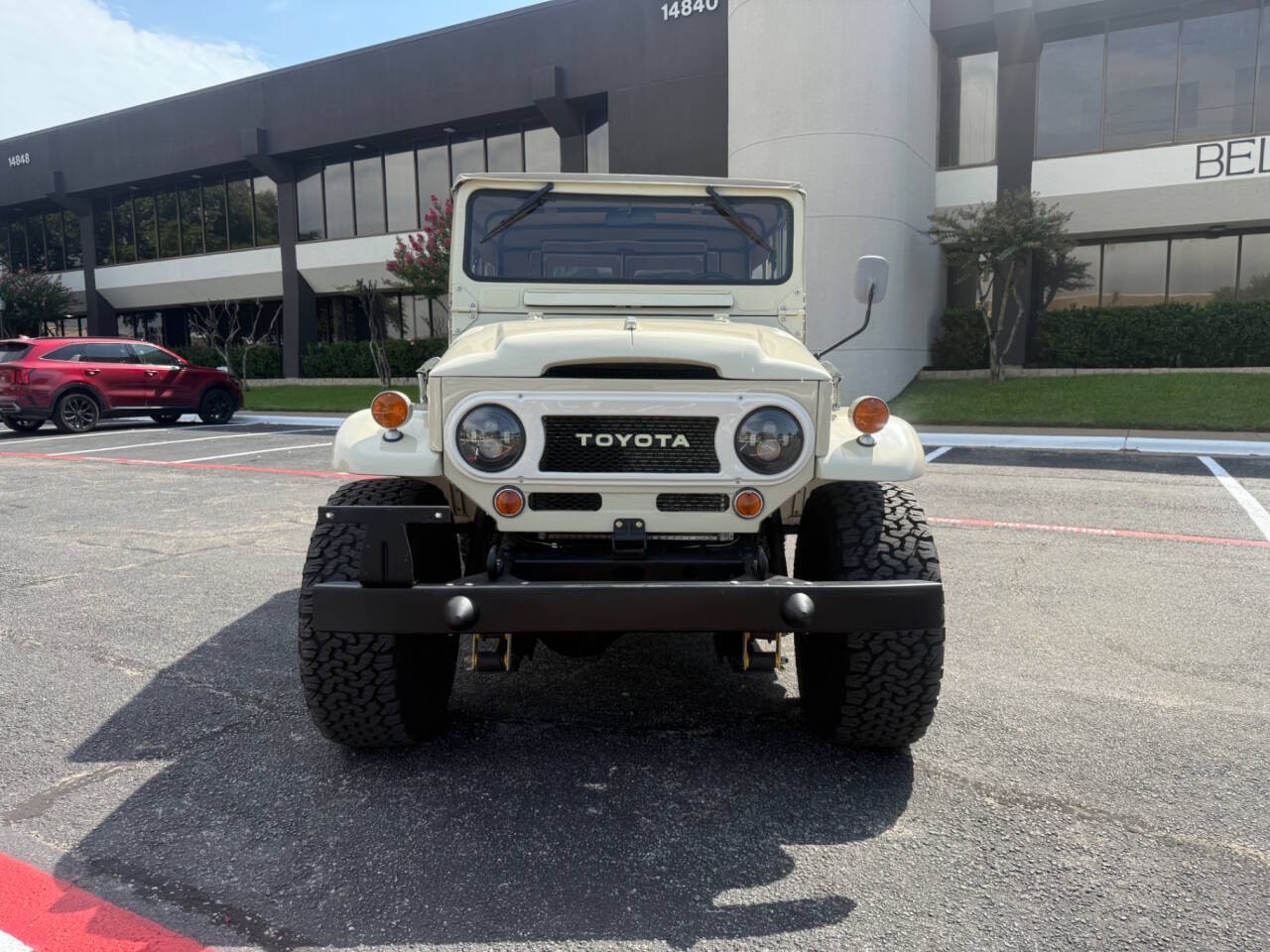 Toyota-Land-Cruiser-1962-SUV-1