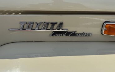 Toyota-Land-Cruiser-1962-SUV-10