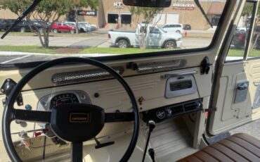 Toyota-Land-Cruiser-1962-SUV-22