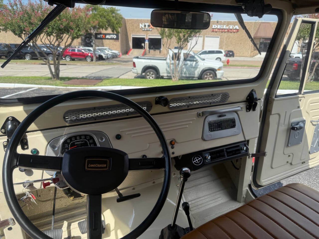 Toyota-Land-Cruiser-1962-SUV-22