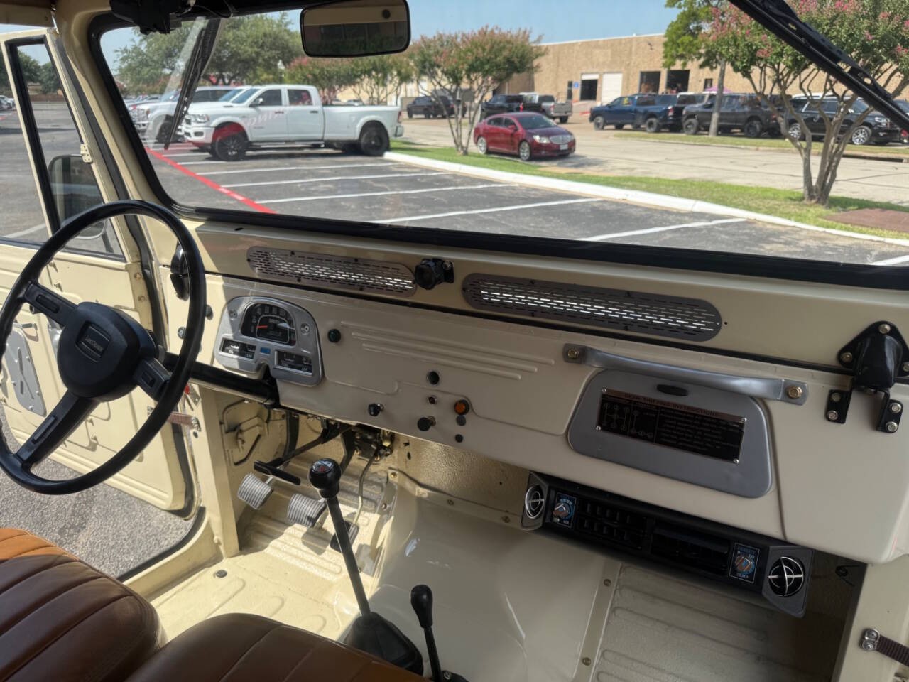 Toyota-Land-Cruiser-1962-SUV-30