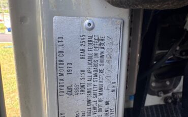 Toyota-Land-Cruiser-1973-SUV-21