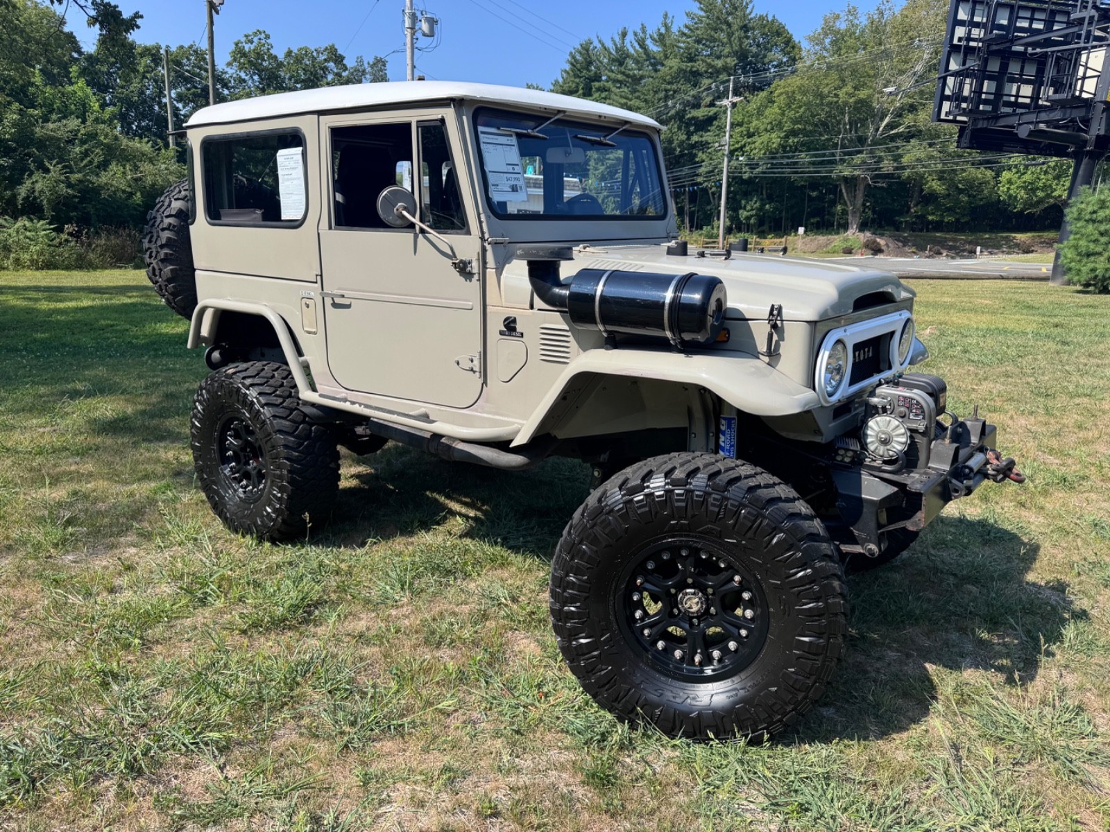 Toyota-Land-Cruiser-1973-SUV