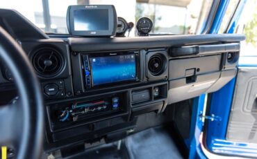 Toyota-Land-Cruiser-1980-SUV-11