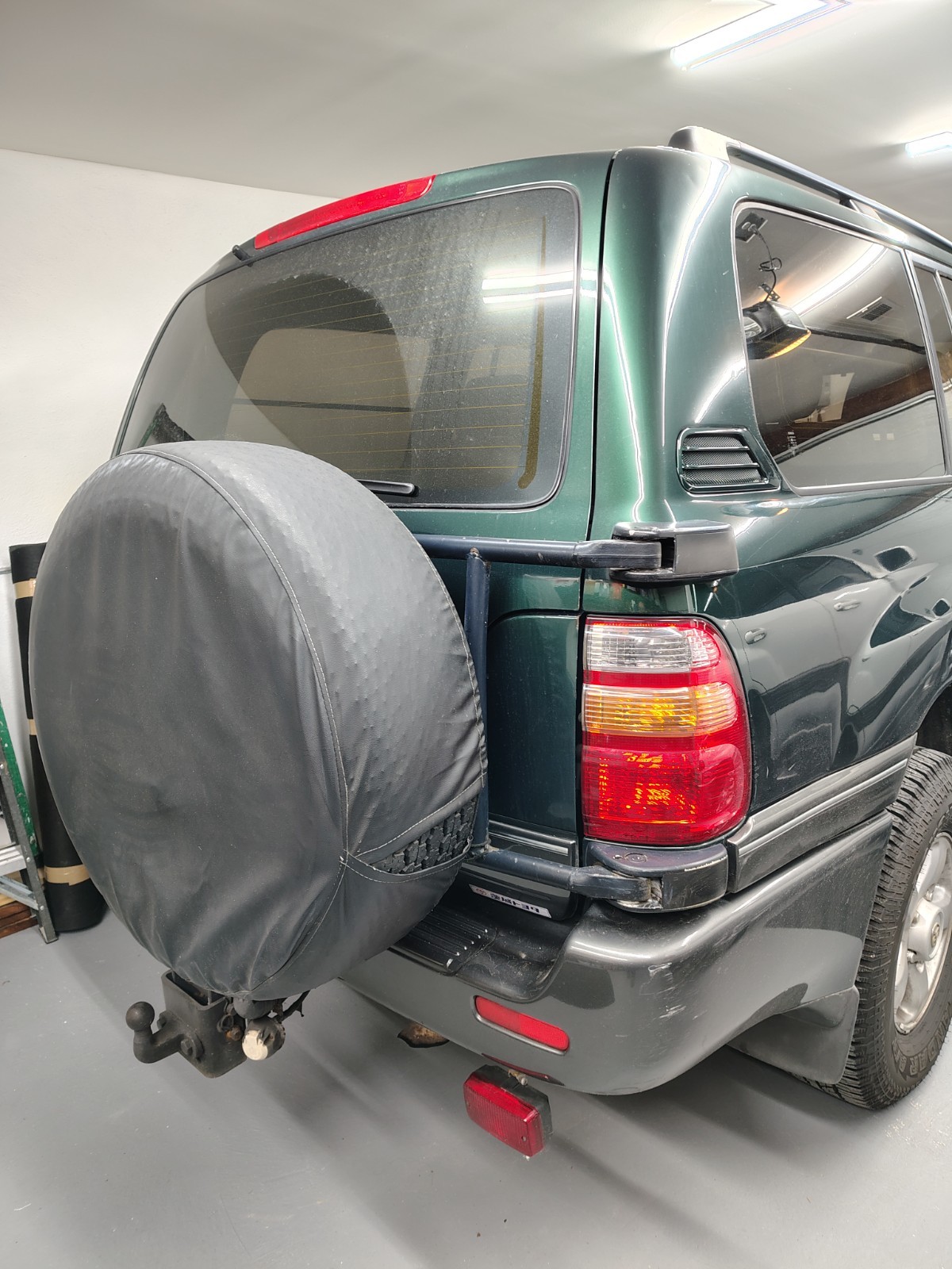 Toyota-Land-Cruiser-1980-SUV-13