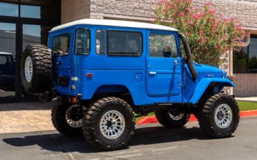 Toyota-Land-Cruiser-1980-SUV-3