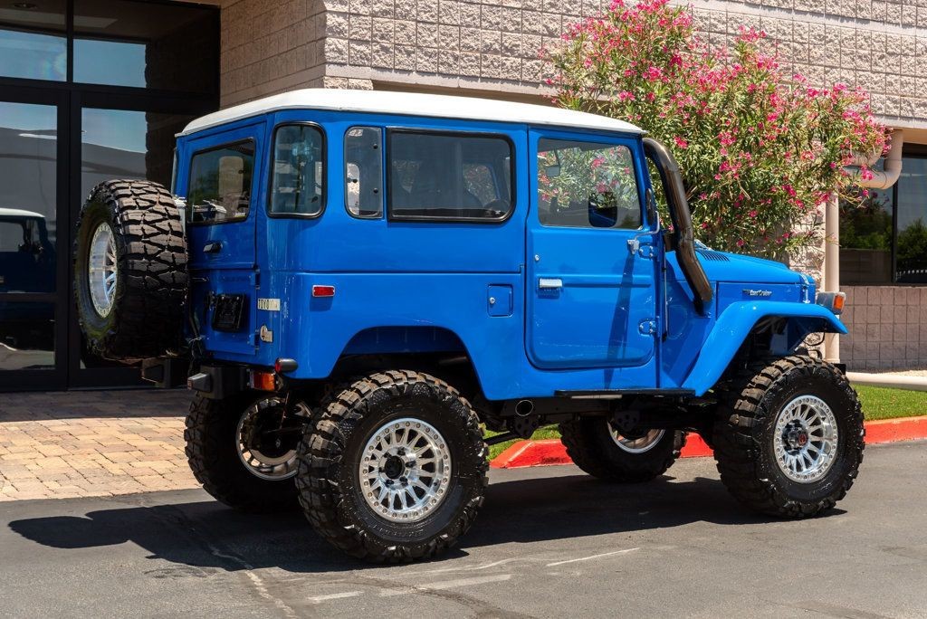 Toyota-Land-Cruiser-1980-SUV-3