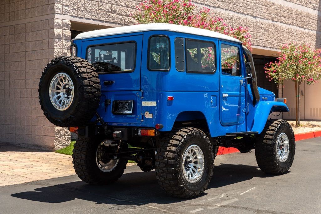 Toyota-Land-Cruiser-1980-SUV-4