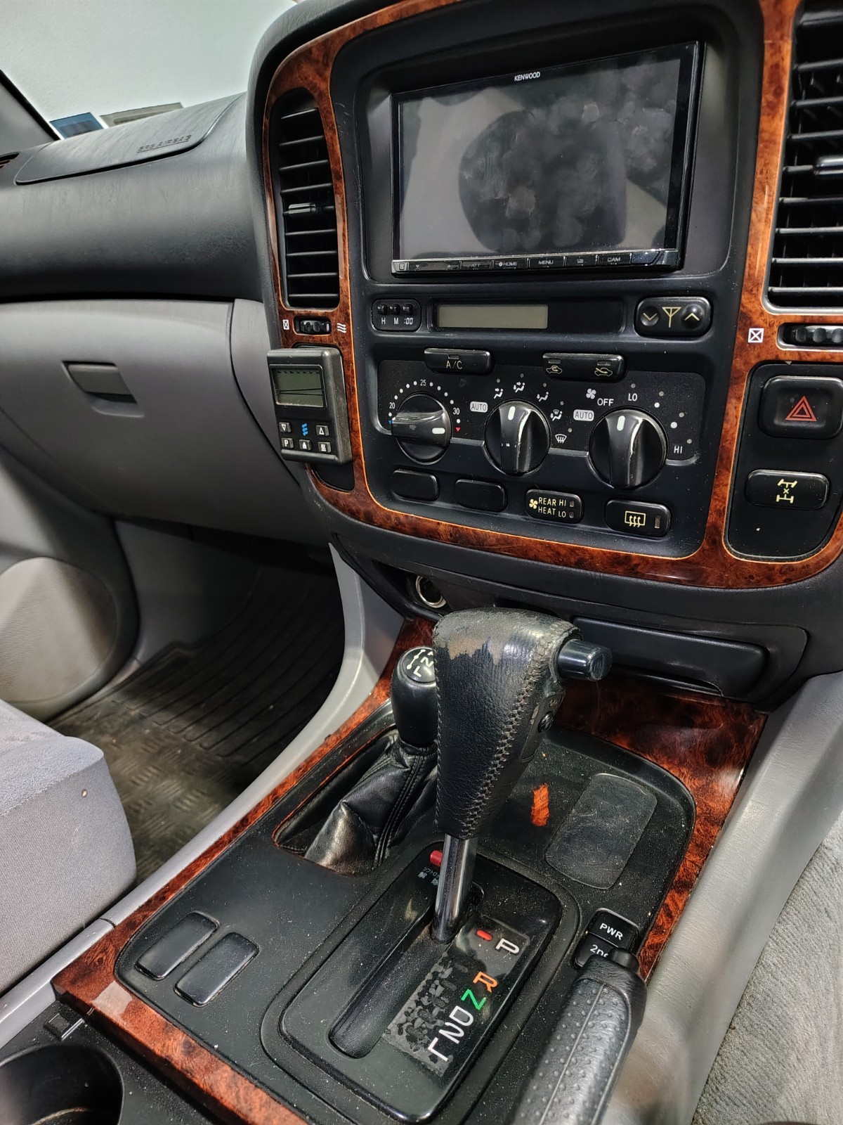 Toyota-Land-Cruiser-1980-SUV-8
