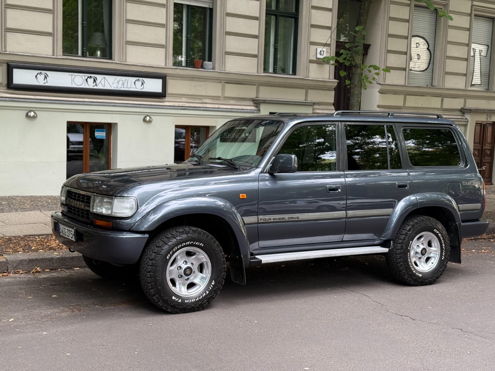 Toyota-Land-Cruiser-1992-1