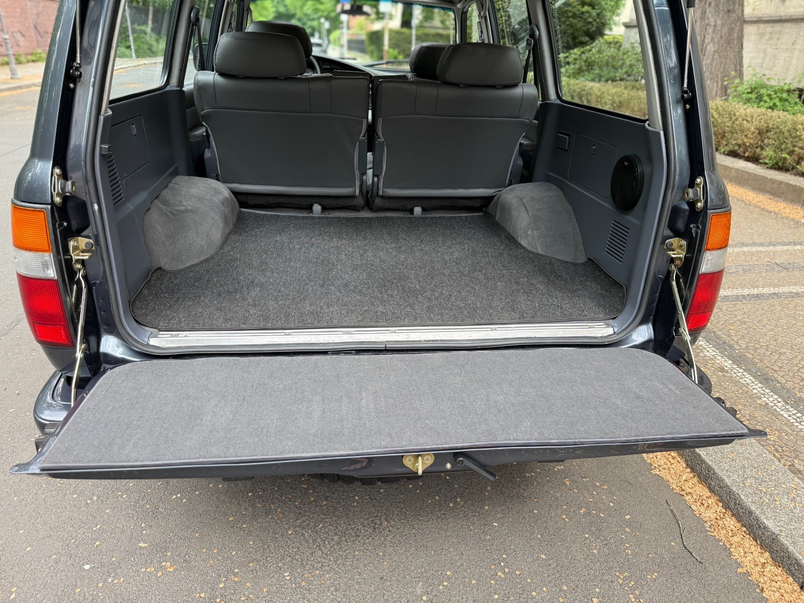 Toyota-Land-Cruiser-1992-14
