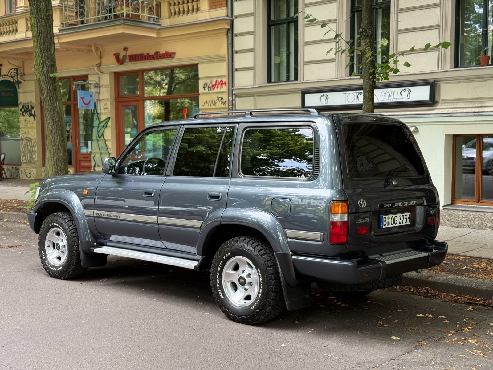 Toyota-Land-Cruiser-1992-2