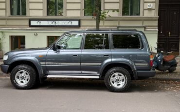 Toyota-Land-Cruiser-1992-3