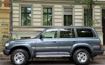 Toyota-Land-Cruiser-1992