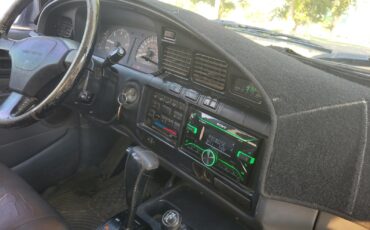 Toyota-Land-Cruiser-1993-SUV-12