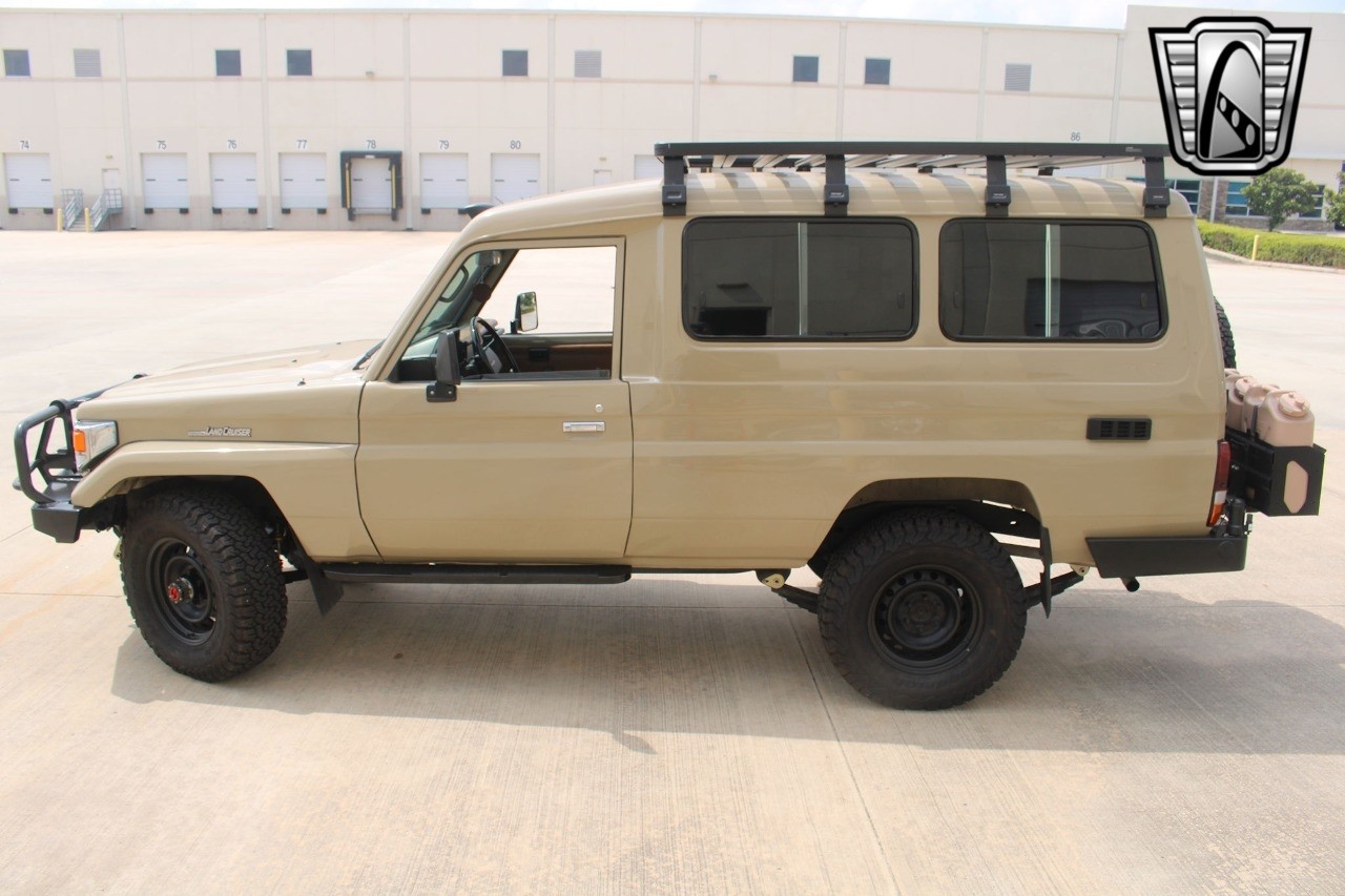 Toyota-Land-Cruiser-1994-other-3