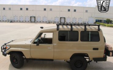 Toyota-Land-Cruiser-1994-other-31