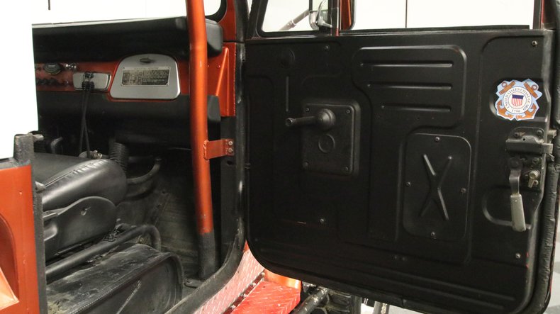 Toyota-Land-cruiser-1968-Copper-Metallic-Black-17