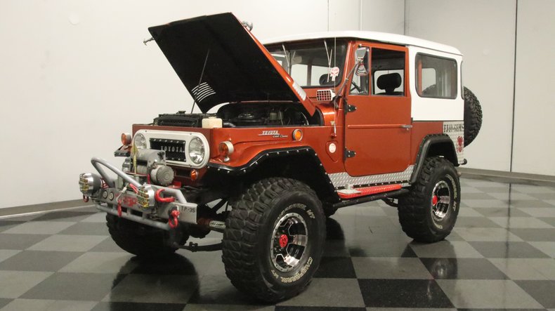 Toyota-Land-cruiser-1968-Copper-Metallic-Black-30