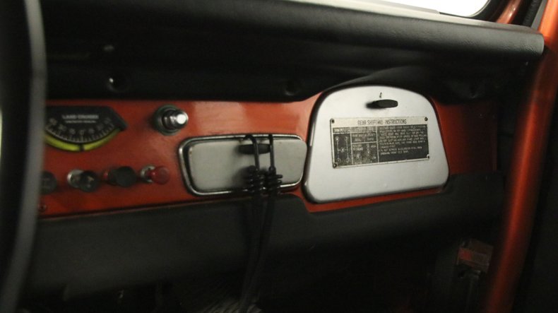 Toyota-Land-cruiser-1968-Copper-Metallic-Black-35