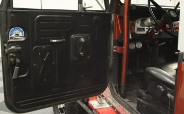 Toyota-Land-cruiser-1968-Copper-Metallic-Black-8