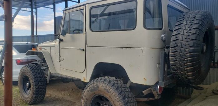 Toyota-Land-cruiser-1970-1