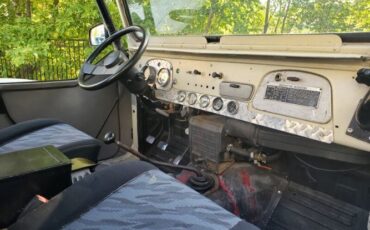 Toyota-Land-cruiser-1970-6